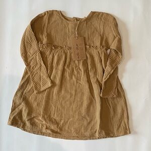 NWT The Simple Folk muslin “Simple Smock Dress”, size 4/5y. Color is Camel